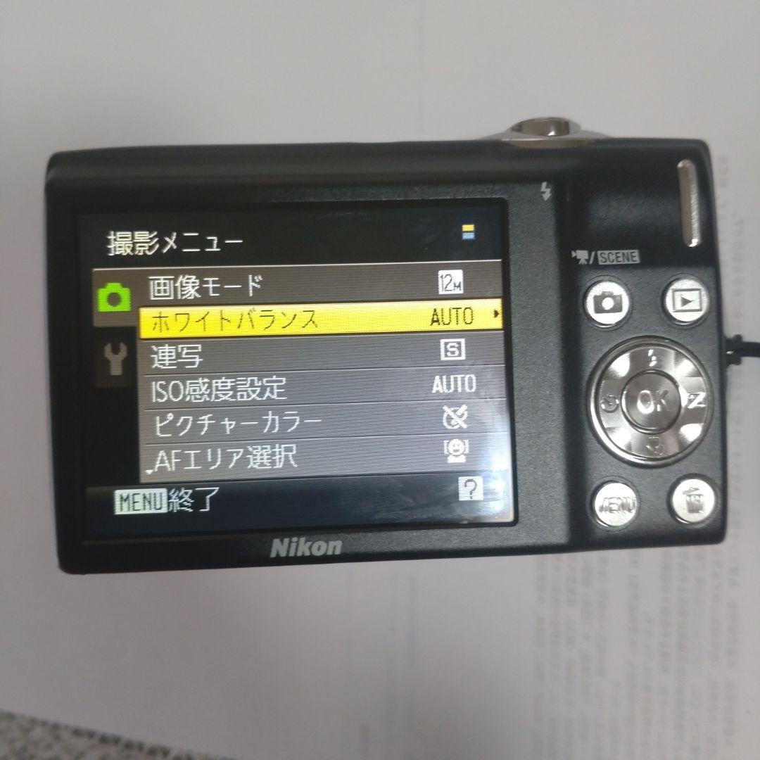 美品 Nikon COOLPIX S3000 コンパクトデジタルカメラ