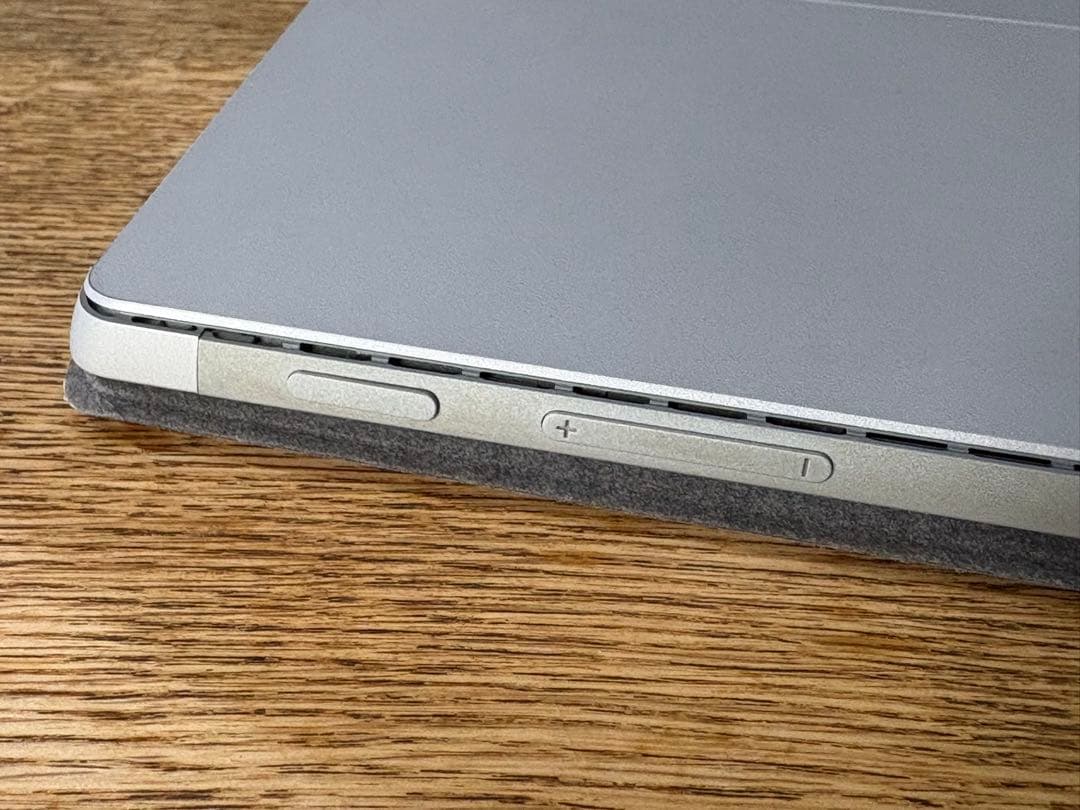 Windowsタブレット本体 Surface Pro5 128GB i5-7300U 4GB