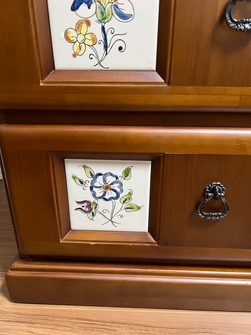 スペインバレンシア家具　カントリー　北欧　アンティーク　タイルタンス　チェスト