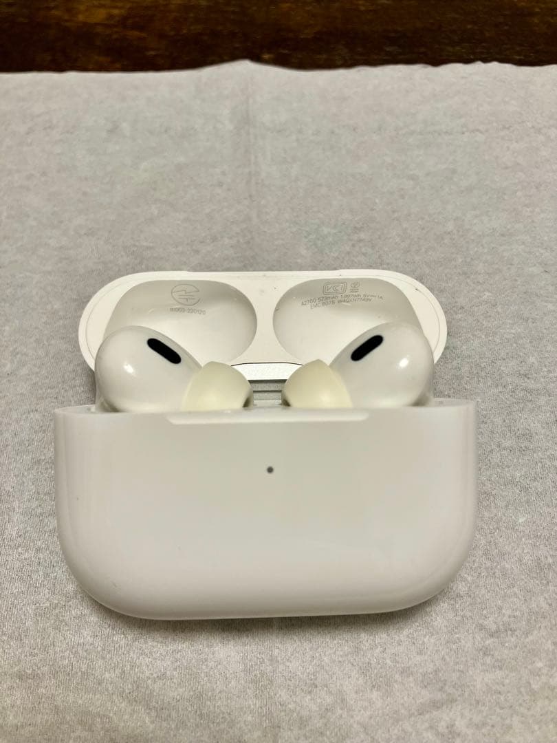 AirPods Pro 第2世代（USB-Cではありません）中古
