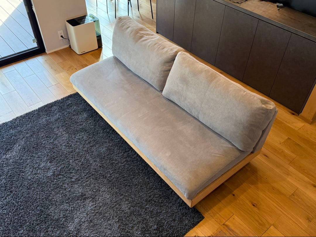 【ウニヒピリ様】グレー ファブリックソファ 木製フレーム