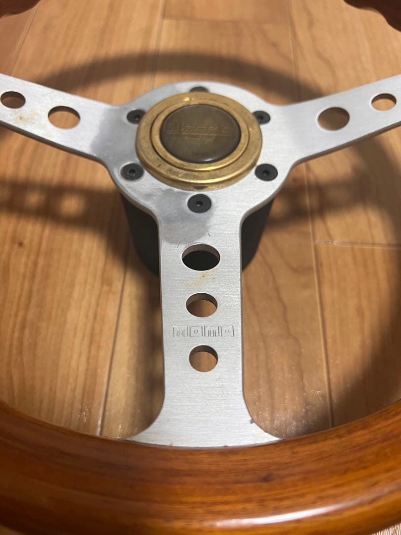 ウッド製ステアリングホイール 3スポーク