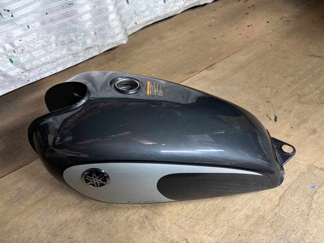 SR400、ファイナルエディションタンク