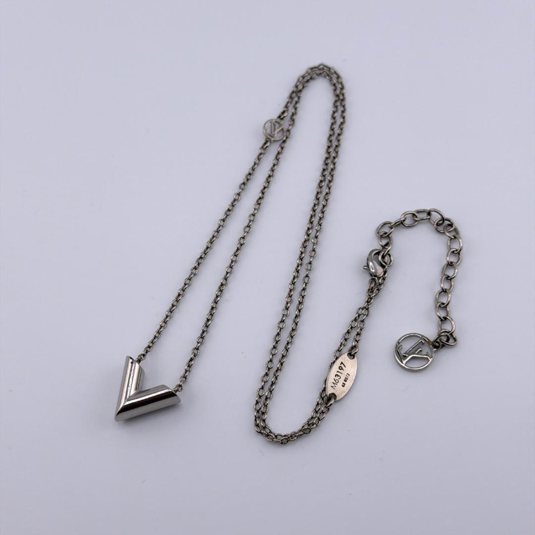 【美品】ルイヴィトン ネックレス コリエ エセンシャルV シルバー