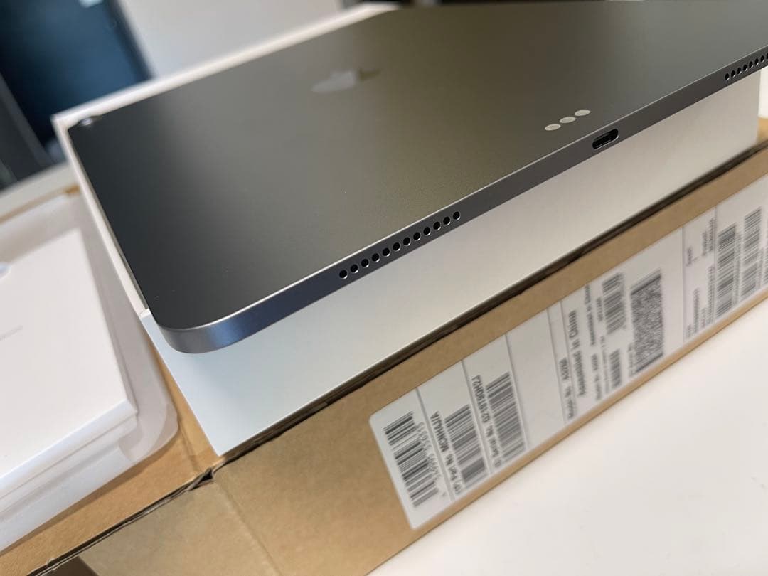 iPad Air 13インチ (M3) Wi-Fi 128GB 美品