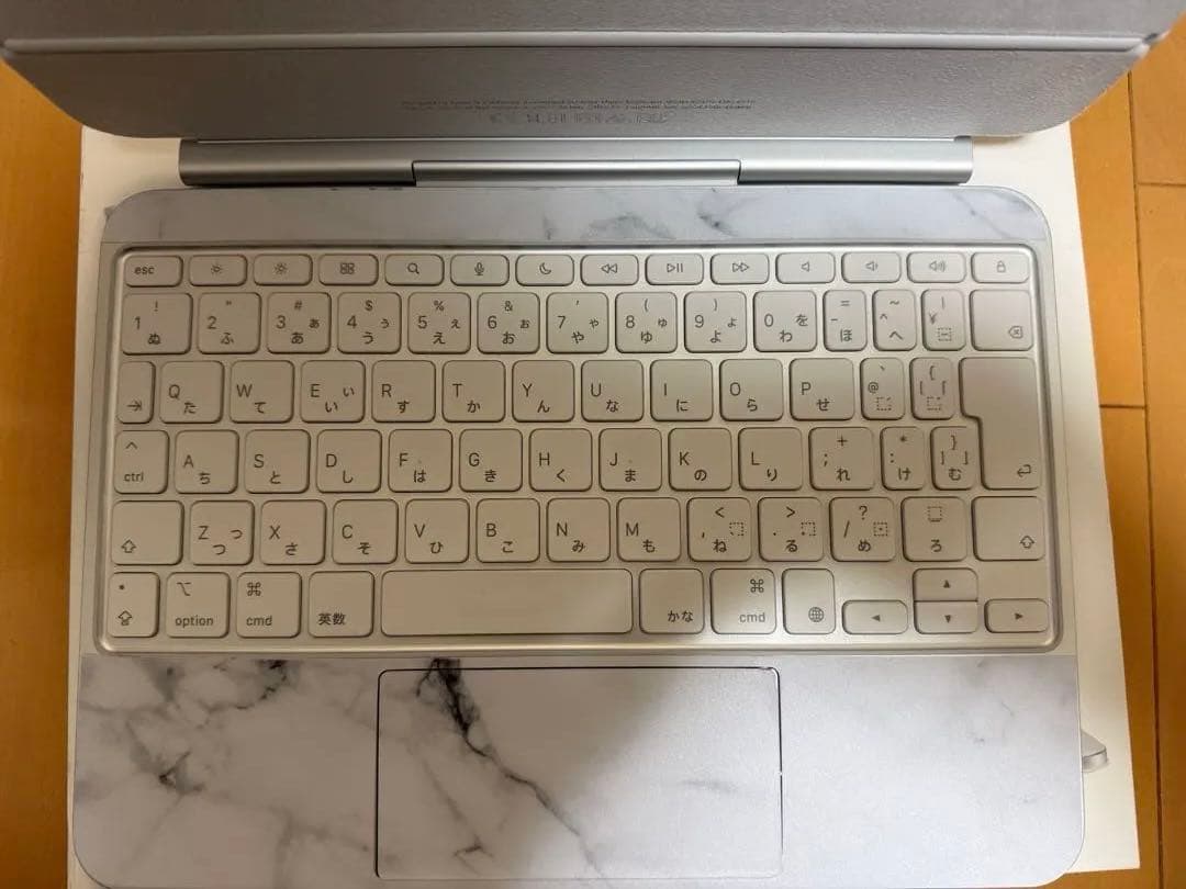 iPad Pro11インチ用Magic Keyboard MWR03J保護カバ付