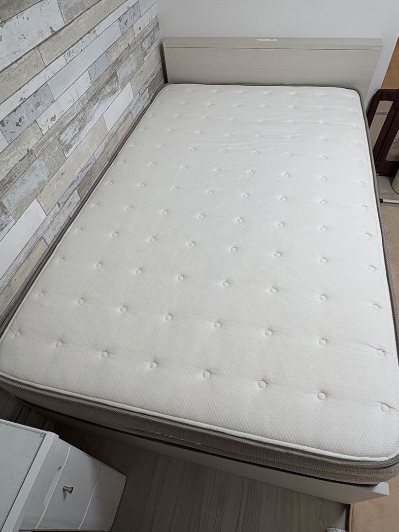 うさみ様限定【6/21発送】ニトリ セミダブル マットレス(NスリープC3)