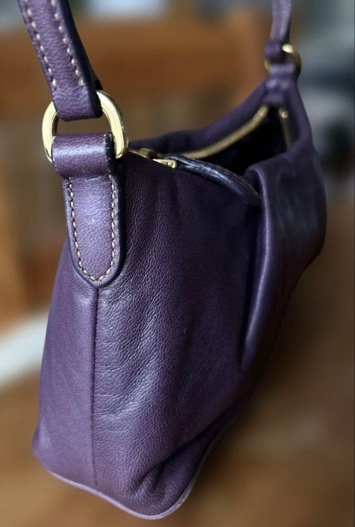 PRADA パープル レザー ハンドバッグ