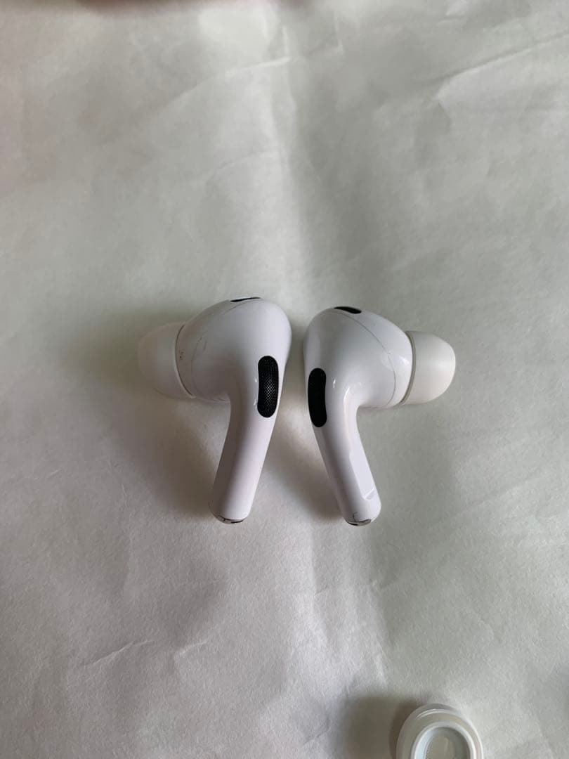 AirPods Pro (第2世代) 本体 充電ケース付き