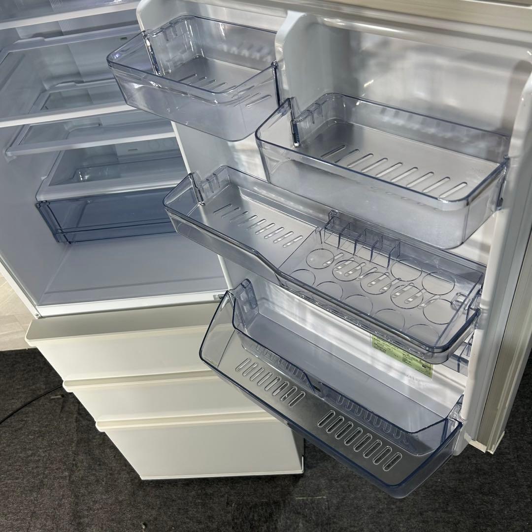 AQUA 4ドア 冷蔵庫 355L ファミリータイプ 2022年製 d4567