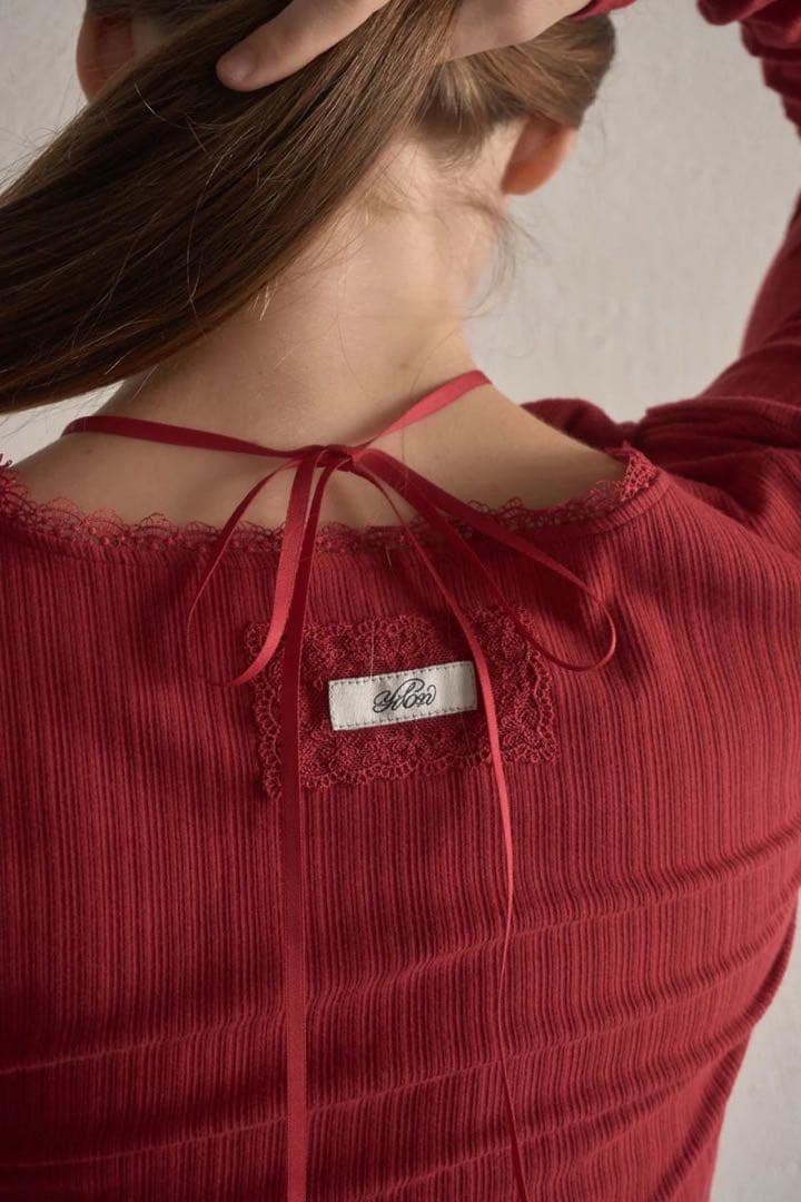 YILON 即完売　ROSE RIBBON CARDIGAN レッド　新品