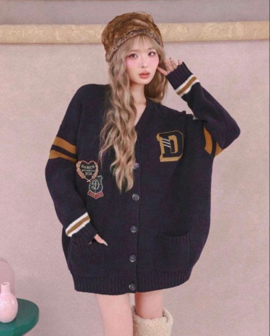ダーリッチ ネイビー カレッジワッペンVネックニットカーディガン