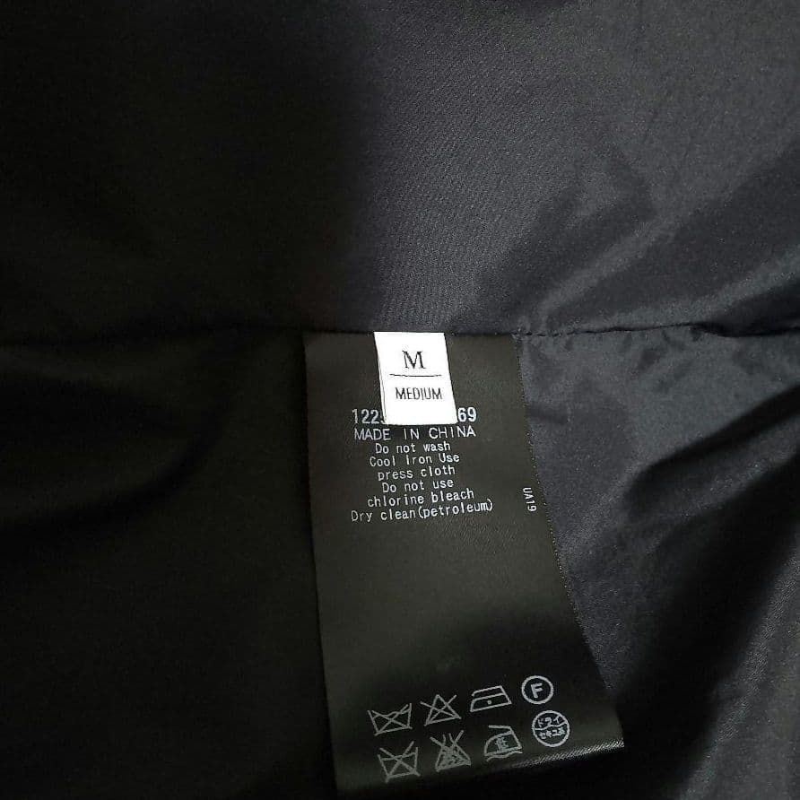 小松マテーレ ナイロン ダウンジャケット ネイビー　M