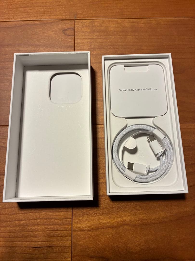 Apple iPhone 15 pro 本体128GB 外装美品　SIMフリー