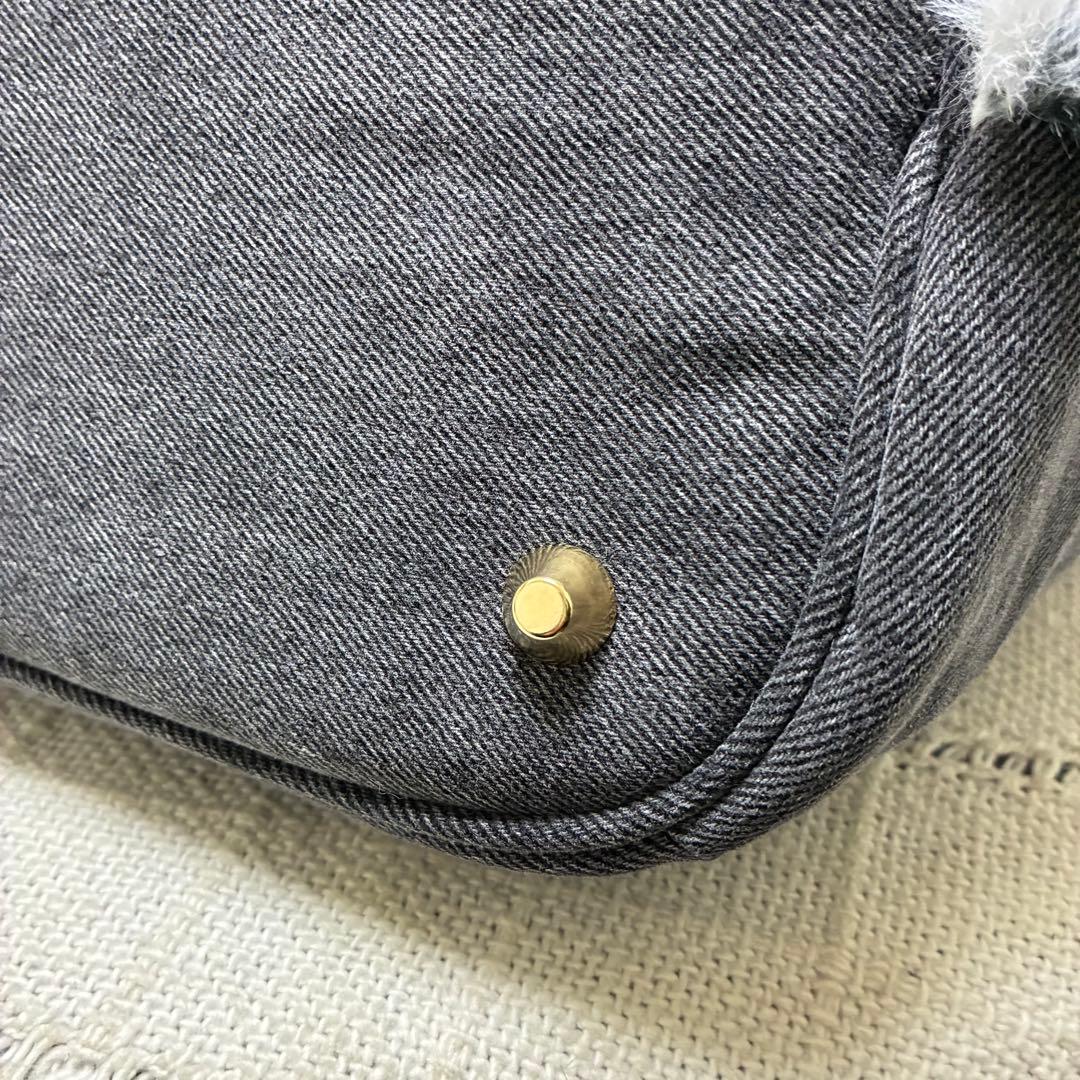 デニムリメイク　ハートのキーロック付きキューブバック　ダルメシアン柄ファー底横長