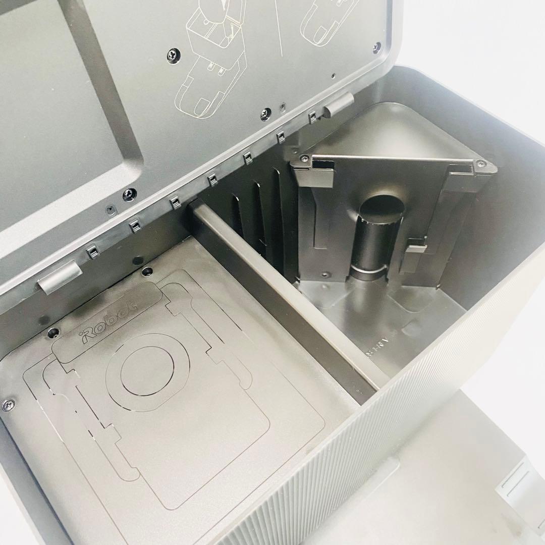 美品 ルンバ i5+ アイロボット ブラック クリーンベース付き