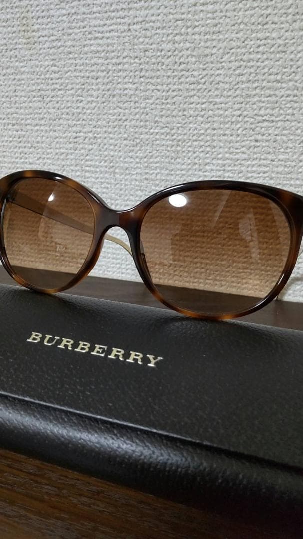 バーバリー　サングラス　ブラウン　バーバリーチェック