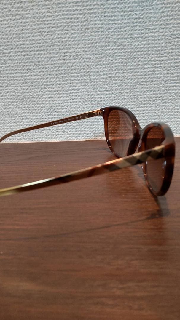 バーバリー　サングラス　ブラウン　バーバリーチェック