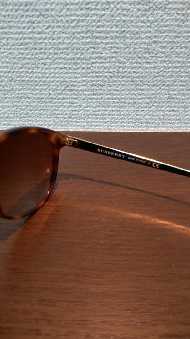 バーバリー　サングラス　ブラウン　バーバリーチェック