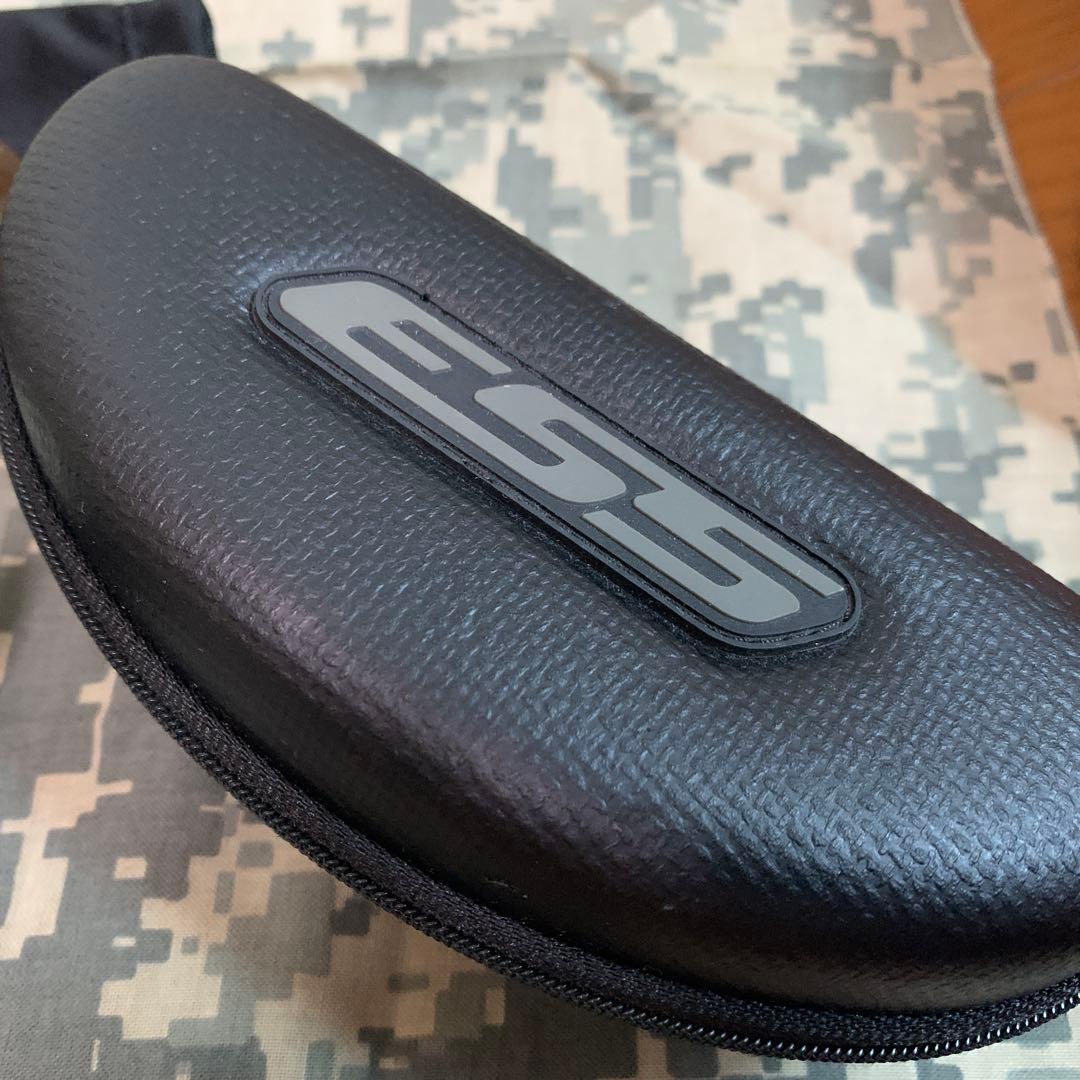 名作◯ESS CROWBAR サングラス 2レンズ ブロンズ&スモーク 黒