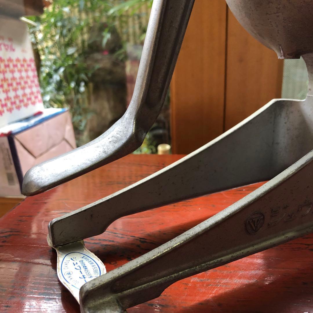 手動金属ジューサー ジュゥーサー 健康美容調理器 搾り機 生フルーツ