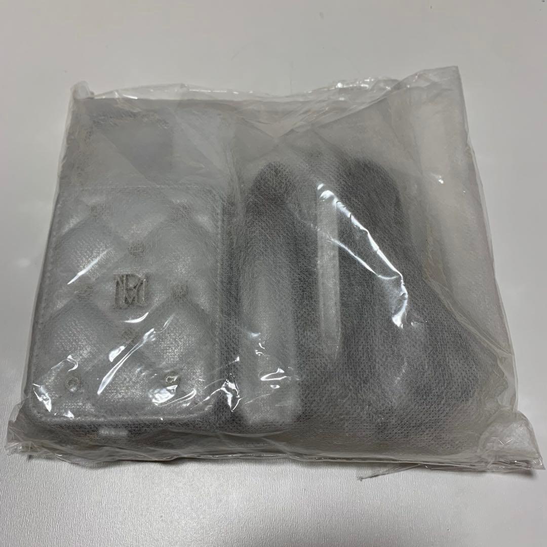 Rosé Muse iPhone16proケース シルバー