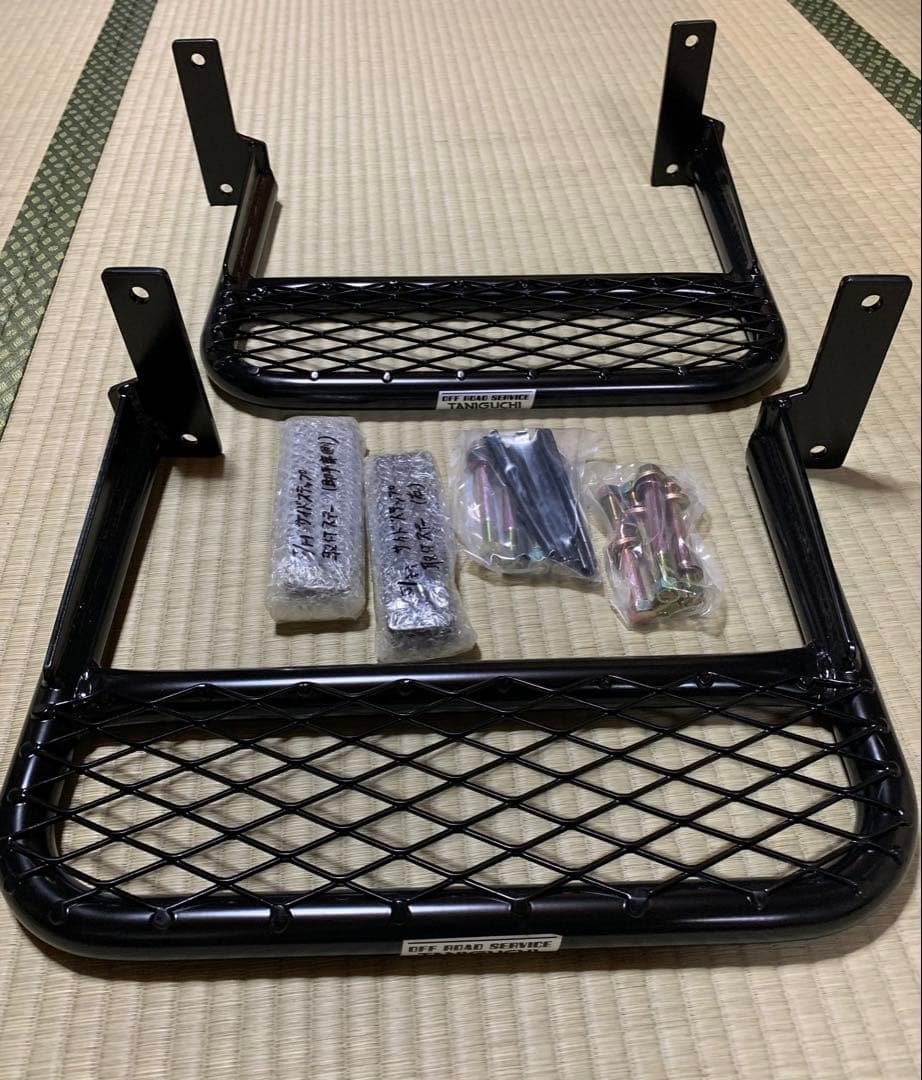 ジムニー　ja11 サイドステップ　タニグチ