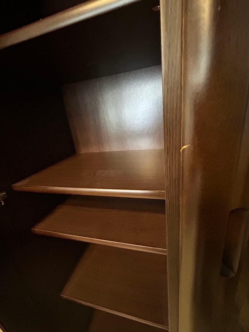 【関家具】ガラス扉本棚