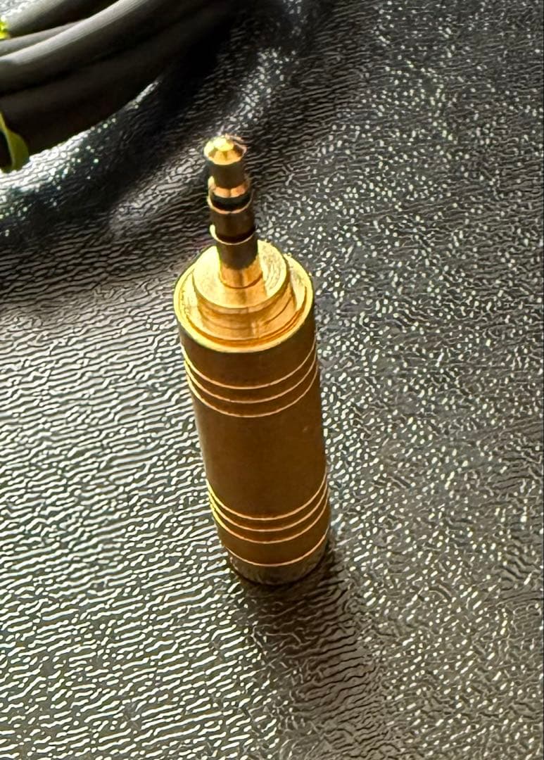 【美品です！】ソニー モニター有線ヘッドホン MDR-MV1