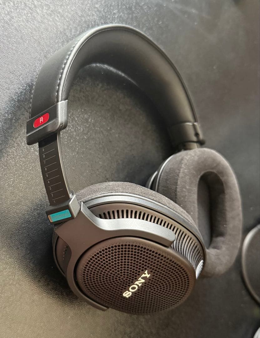 【美品です！】ソニー モニター有線ヘッドホン MDR-MV1