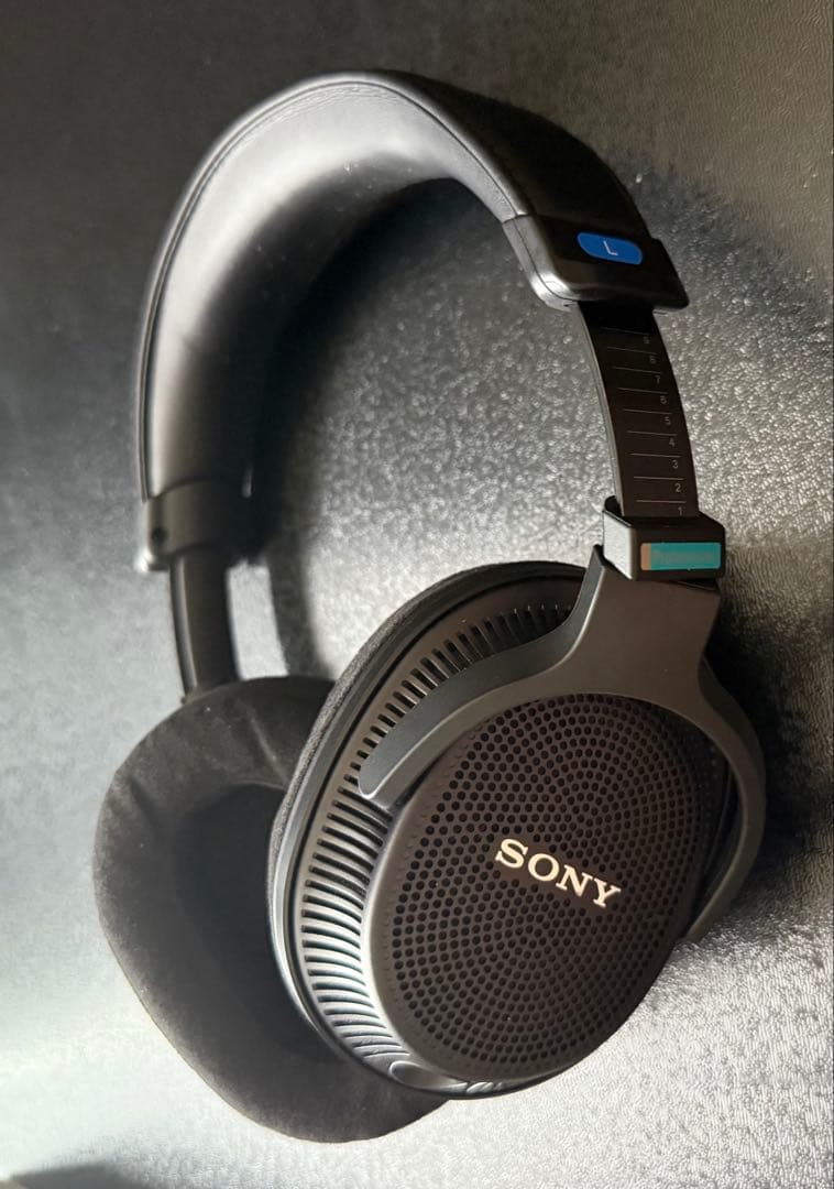 【美品です！】ソニー モニター有線ヘッドホン MDR-MV1