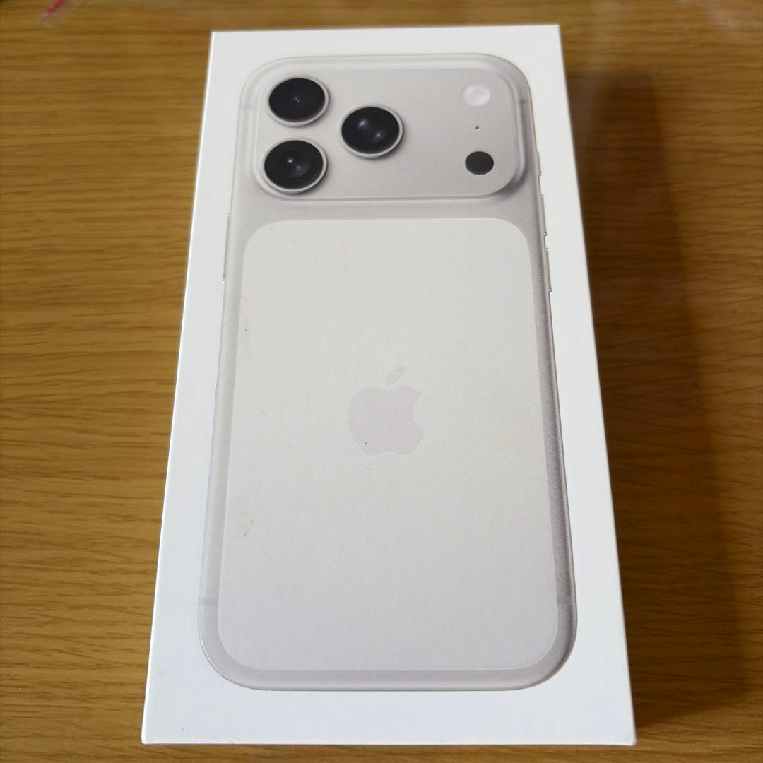 iPhone17pro 256GB シルバー