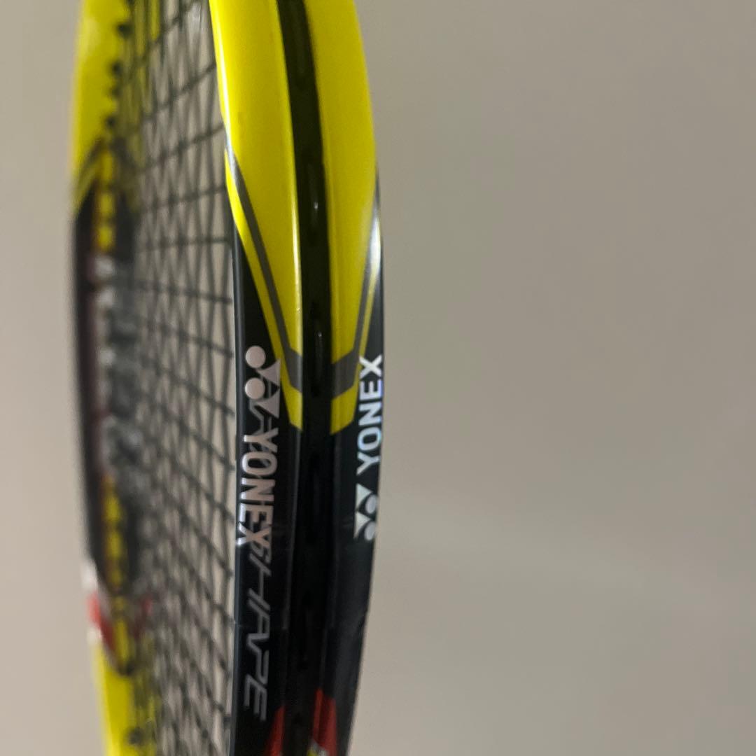 YONEX ナノフォース8V 初期カラー