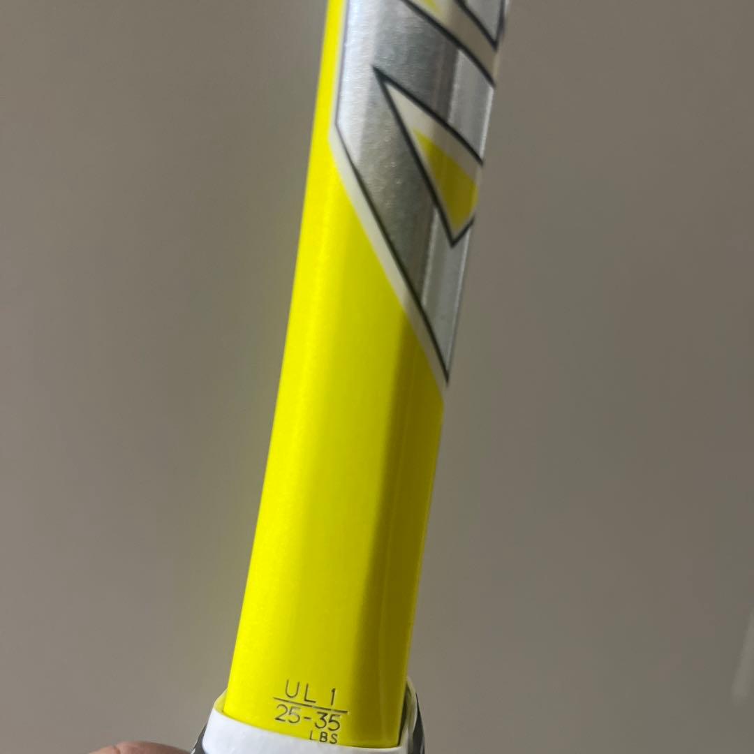 YONEX ナノフォース8V 初期カラー