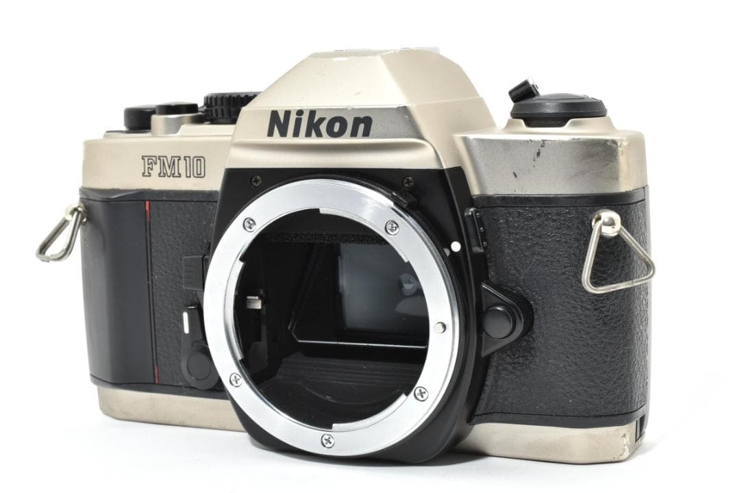 美品　NIKON ニコン FM10 フィルムカメラ　モルト新品交換済 M289