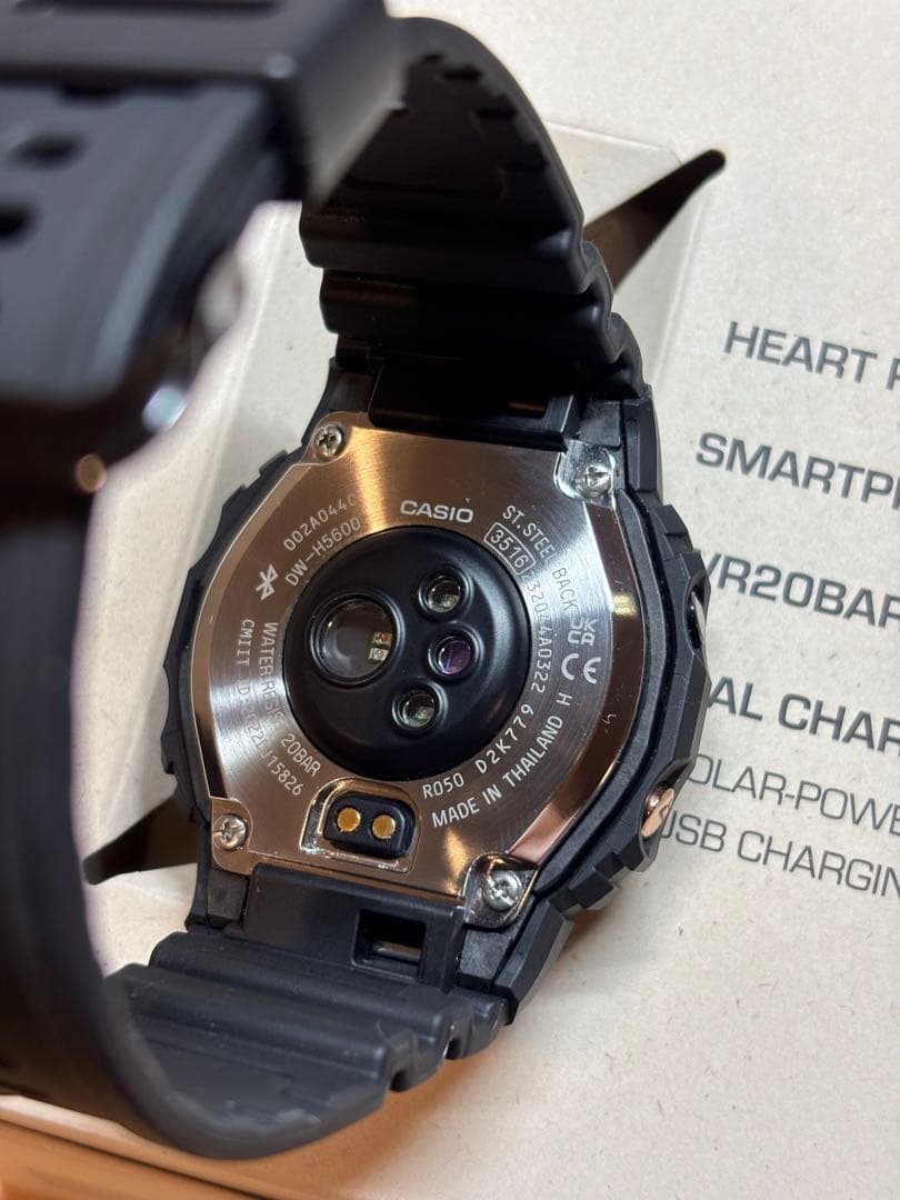 時計 G-SHOCK G-SQUAD DW-H5600-1JR