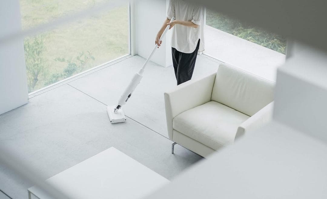 新品 バルミューダ 掃除機 BALMUDA C01A-WH