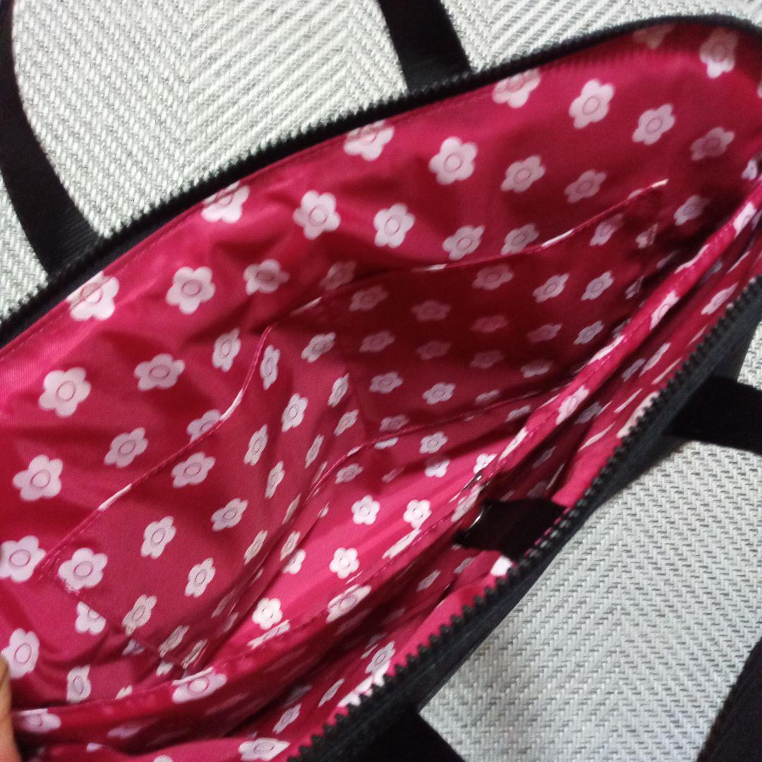 マリー・クワント　ブラック PCバッグ 小花柄赤裏地