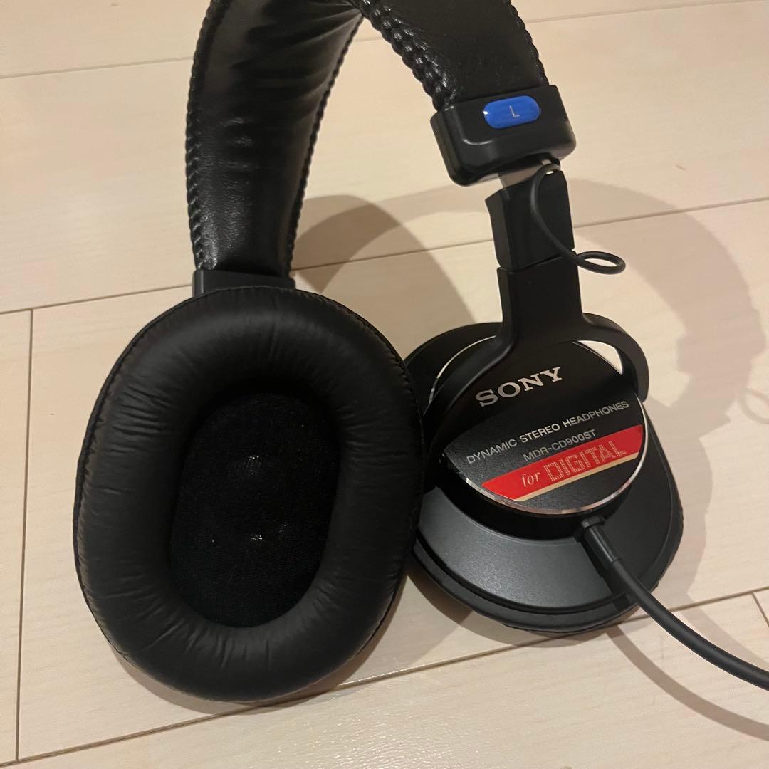 新品未使用　SONY MDR-CD900ST スタジオモニターヘッドフォン
