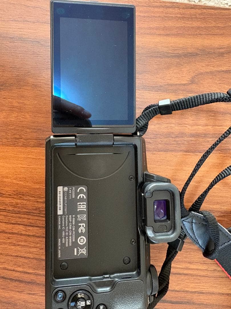 【豊田村さん専用】Canon EOS Kiss M ミラーレス一眼(箱付き)本体