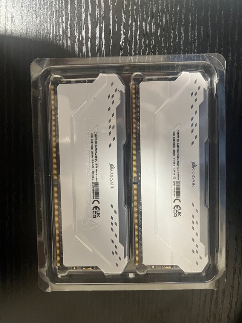 メモリー Corsair Vengeance pro 16GB DDR4 3200MHz