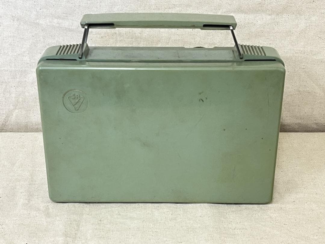 レトロ！【スタンダード】 真空管コンパクトAMラジオ SR450 動作未確認