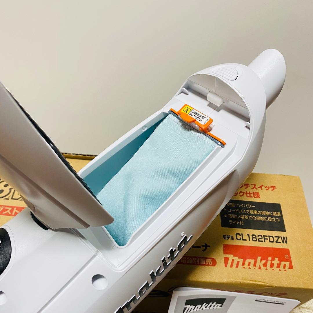 新品 上位モデル マキタ 18V 充電式 コードレス掃除機 本体のみ 8244