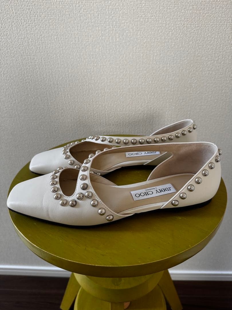 JIMMY CHOO ホワイトフラットシューズ