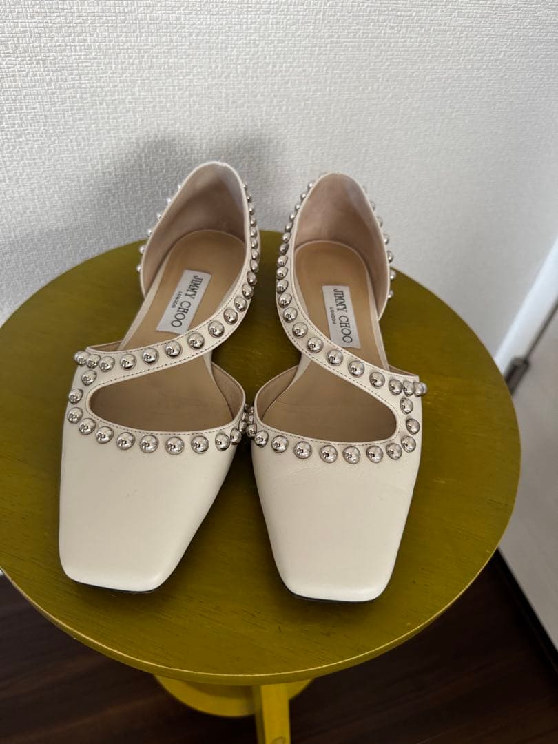 JIMMY CHOO ホワイトフラットシューズ