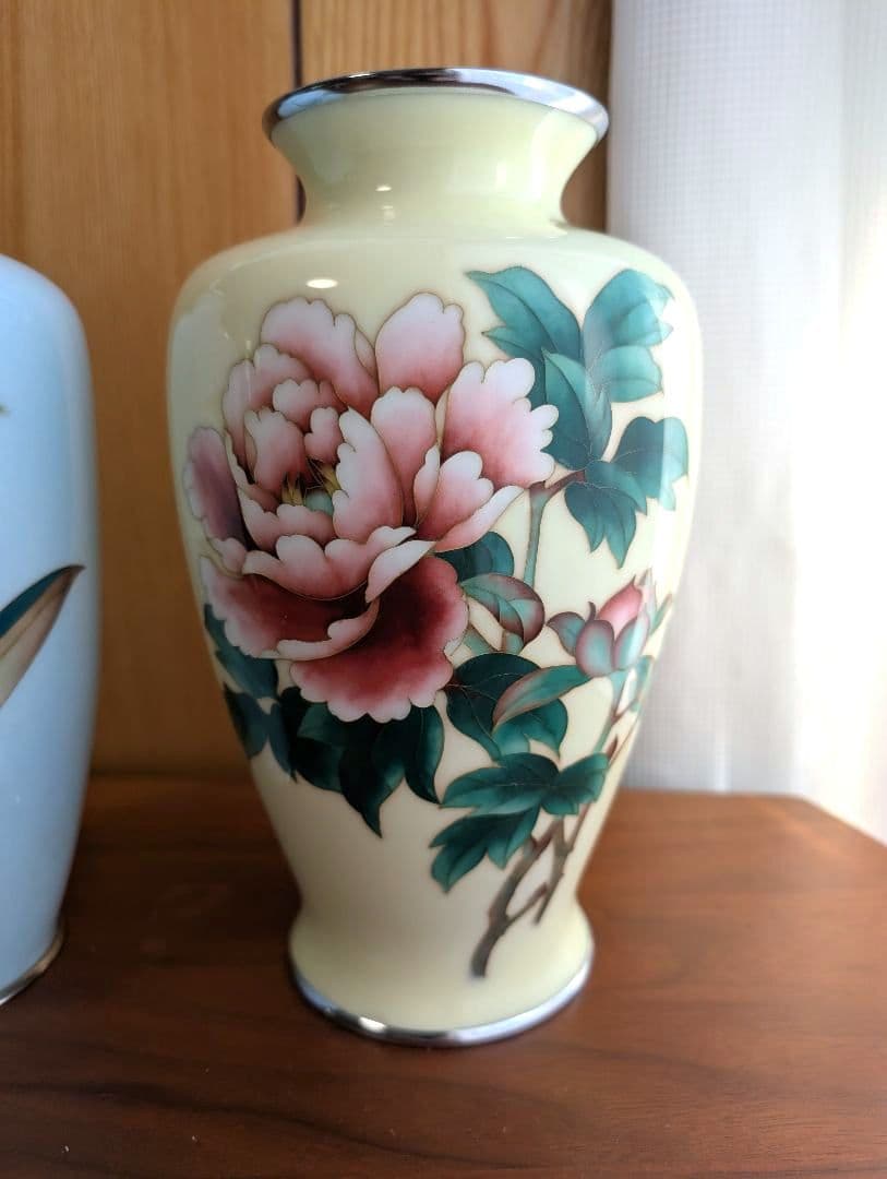 安藤七宝店　カトレア柄花瓶＋牡丹柄花瓶　セット