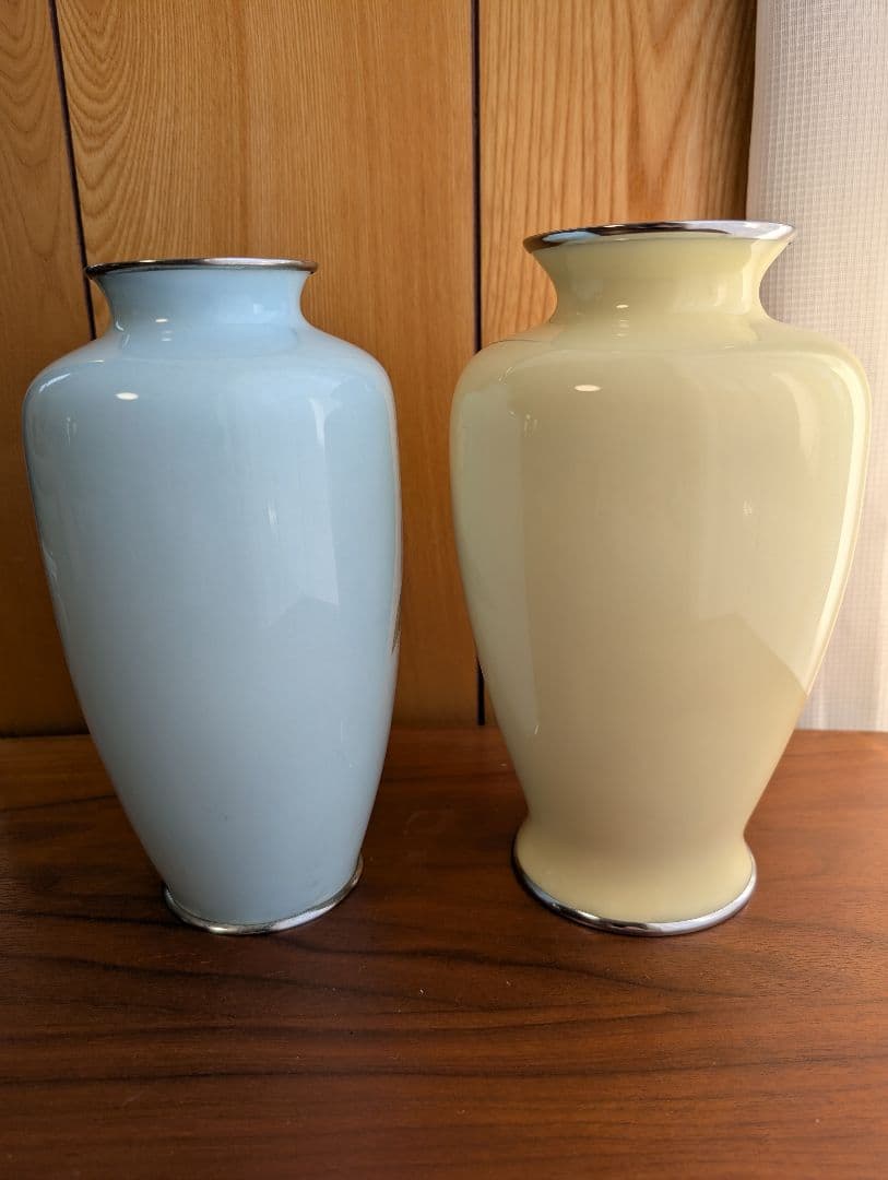 安藤七宝店　カトレア柄花瓶＋牡丹柄花瓶　セット