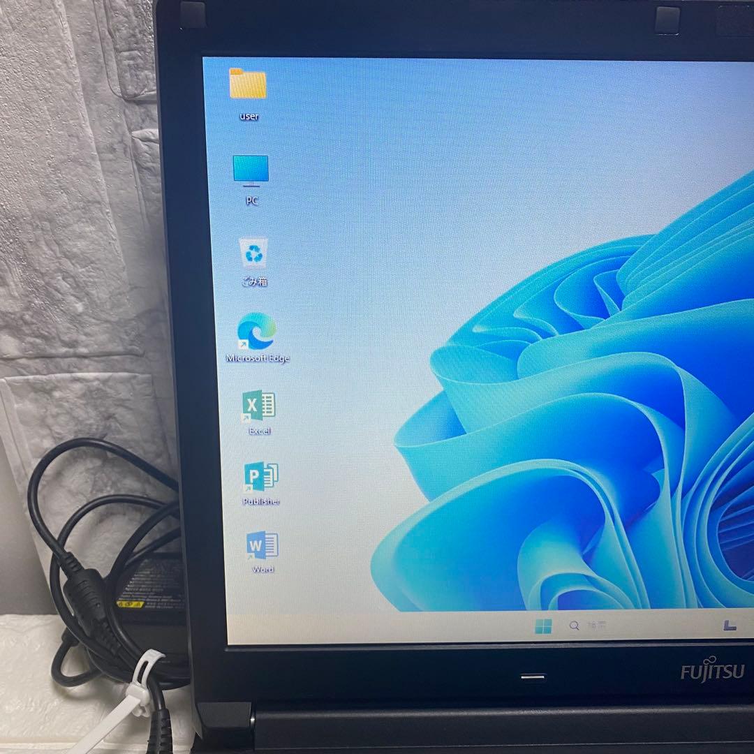 富士通 LIFEBOOK A577/R Win11 SSD