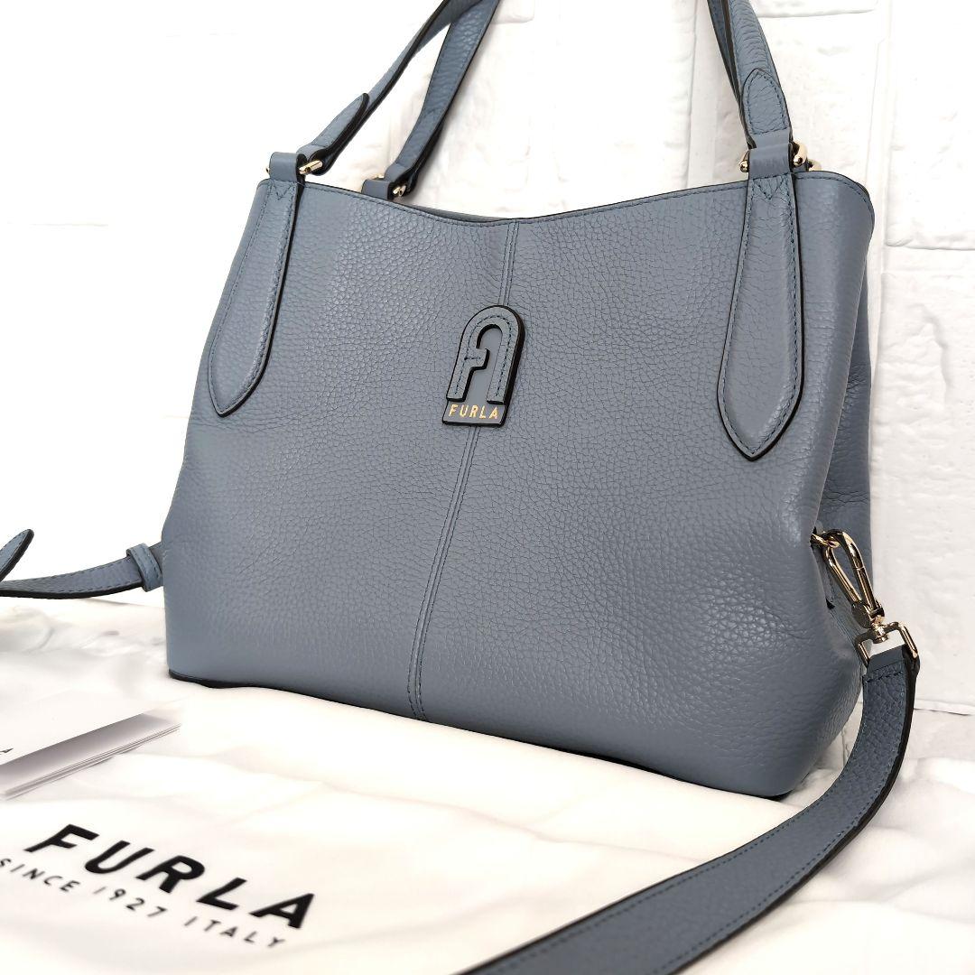 ✨極美品 FURLA フルラ ダフネ ショルダー2wayバッグ アーチロゴ