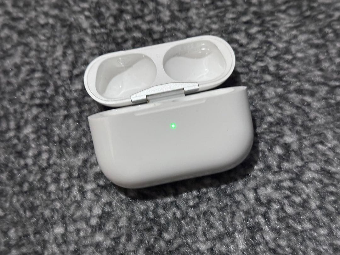 AirPods Pro 第二世代 充電ケース エアーポッズプロ ★通電OK